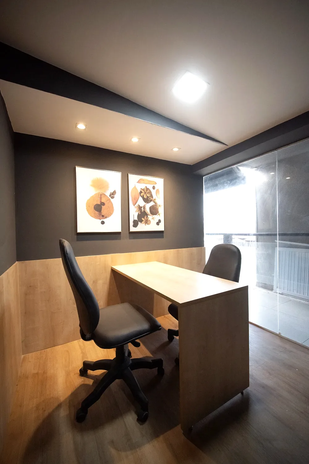 Sala privativa com isolamento acústico para atendimentos
